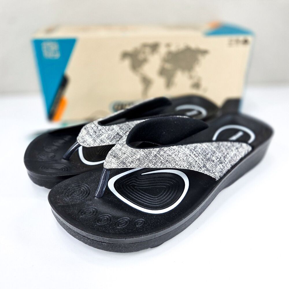 Aerosoft Glitter Thong Flip Flops Women’s Size 5 Black Gray New in Box
